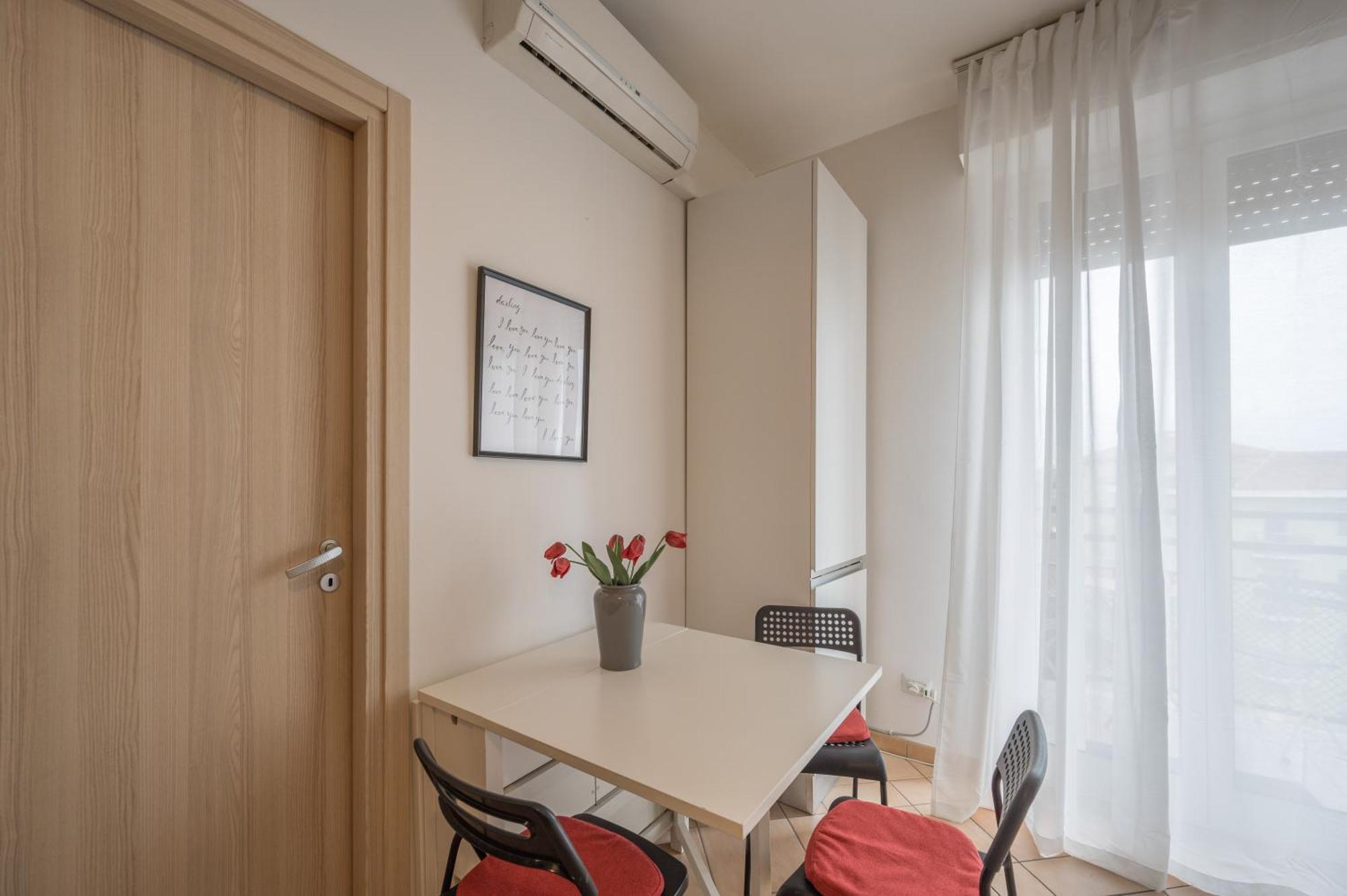 Primopiano - Palmanova Apartment Milano Ngoại thất bức ảnh